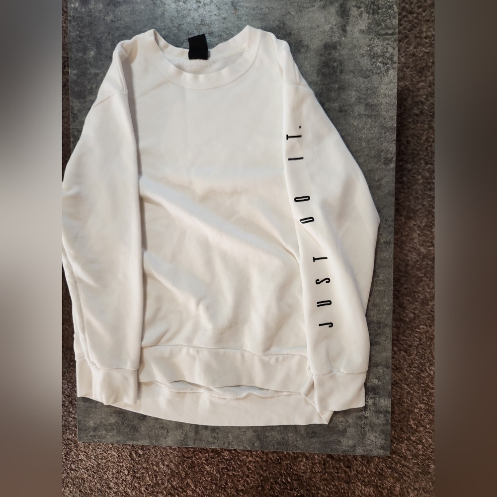Nike crewneck